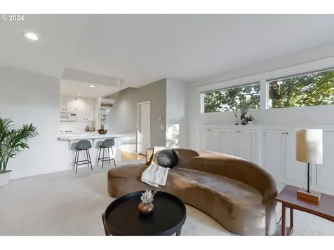 6231 Sw 18th Drive Portland OR 97239