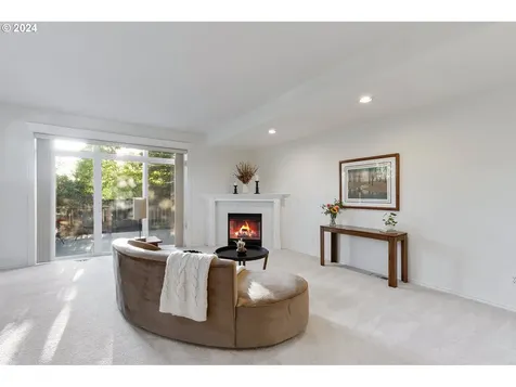 6231 Sw 18th Drive Portland OR 97239