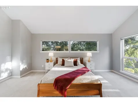 6231 Sw 18th Drive Portland OR 97239