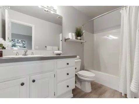 6231 Sw 18th Drive Portland OR 97239