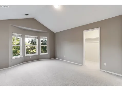 6231 Sw 18th Drive Portland OR 97239