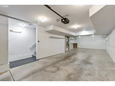 6231 Sw 18th Drive Portland OR 97239