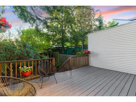 6231 Sw 18th Drive Portland OR 97239