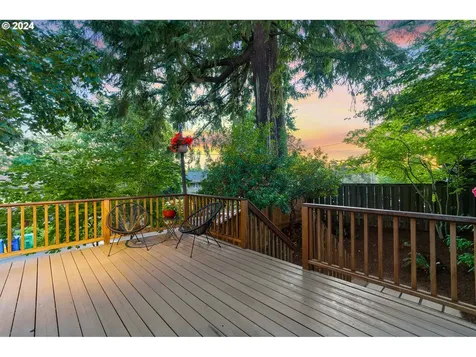 6231 Sw 18th Drive Portland OR 97239