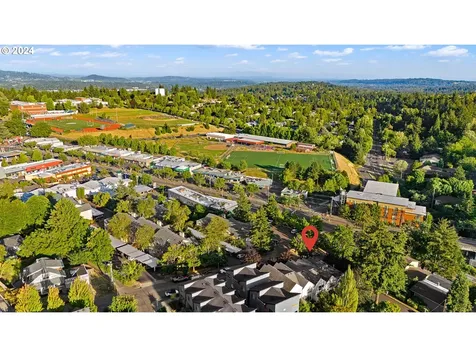 6231 Sw 18th Drive Portland OR 97239