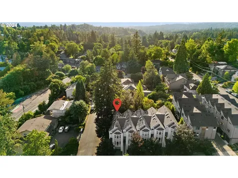 6231 Sw 18th Drive Portland OR 97239