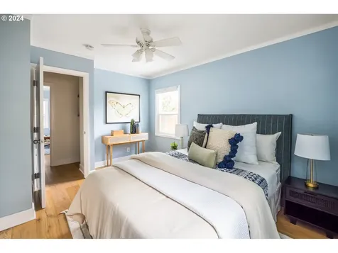 545 Ne Hazelfern Place Portland OR 97232