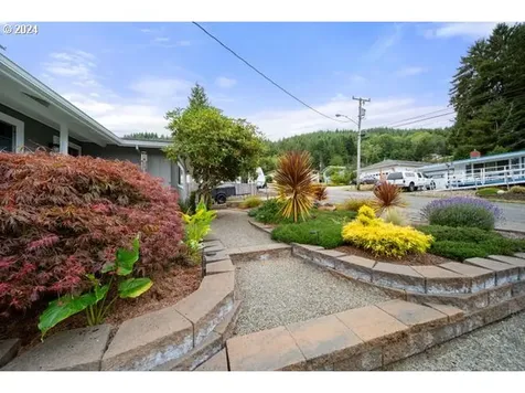 3488 Ridgeway Drive Reedsport OR 97467