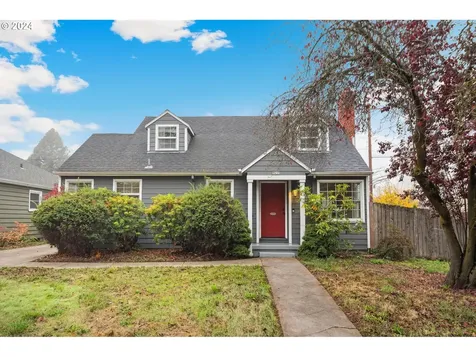 7435 N Chautauqua Boulevard Portland OR 97217