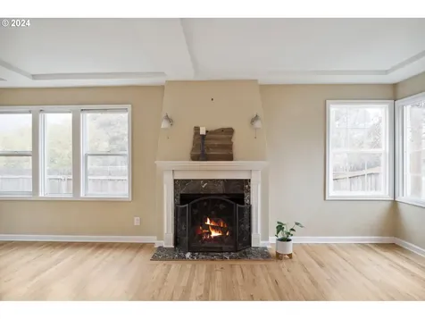 7435 N Chautauqua Boulevard Portland OR 97217