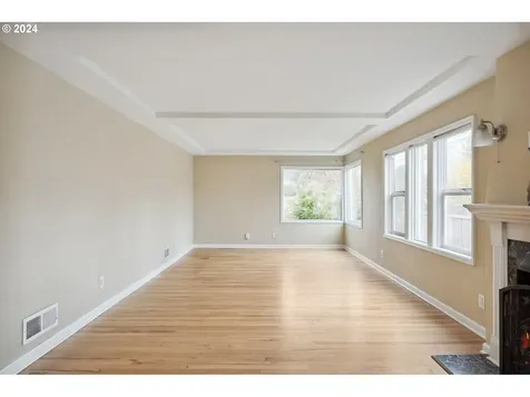 7435 N Chautauqua Boulevard Portland OR 97217