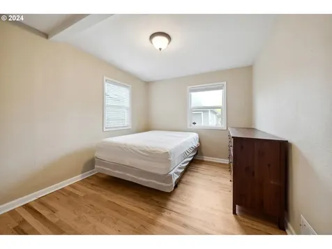 7435 N Chautauqua Boulevard Portland OR 97217