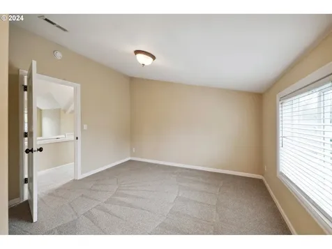 7435 N Chautauqua Boulevard Portland OR 97217