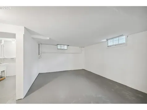 7435 N Chautauqua Boulevard Portland OR 97217