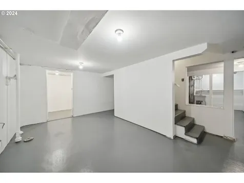 7435 N Chautauqua Boulevard Portland OR 97217