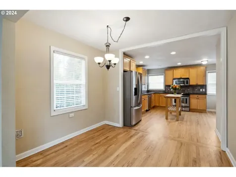 7435 N Chautauqua Boulevard Portland OR 97217