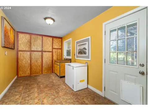 6565 Lowry Drive West Linn OR 97068