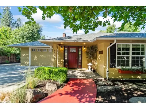 6565 Lowry Drive West Linn OR 97068