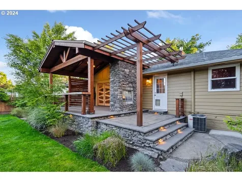 6565 Lowry Drive West Linn OR 97068