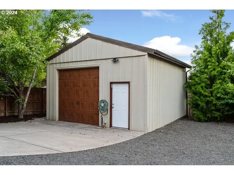 6565 Lowry Drive West Linn OR 97068