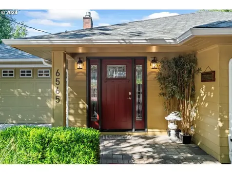 6565 Lowry Drive West Linn OR 97068