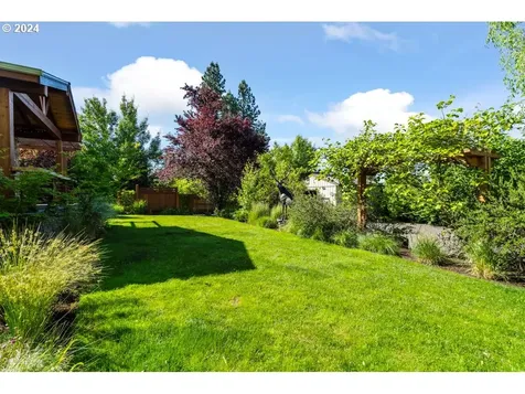 6565 Lowry Drive West Linn OR 97068
