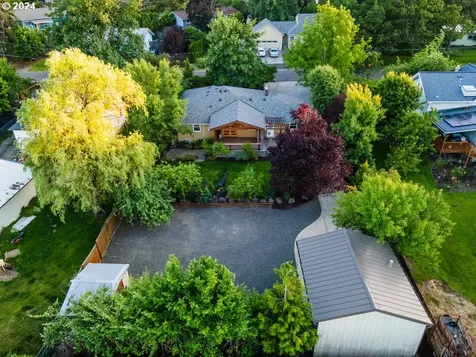 6565 Lowry Drive West Linn OR 97068