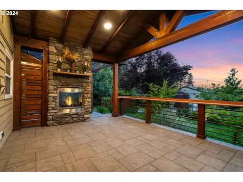 6565 Lowry Drive West Linn OR 97068
