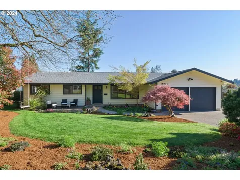 2711 Malibu Way Eugene OR 97405