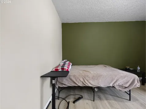 7855 SE 66th Avenue Portland OR 97206