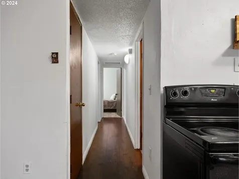 7855 SE 66th Avenue Portland OR 97206