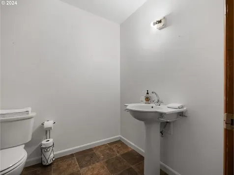 7855 SE 66th Avenue Portland OR 97206