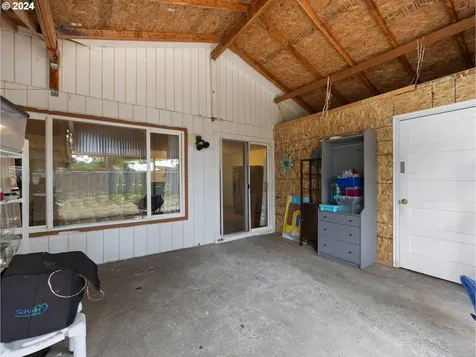7855 SE 66th Avenue Portland OR 97206