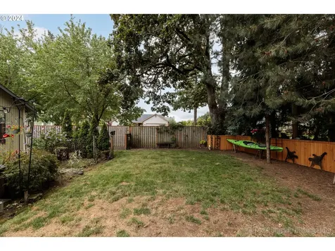 6775 SE 68th Court Hillsboro OR 97123