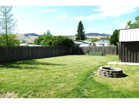 3200 N Walnut Street La Grande OR 97850