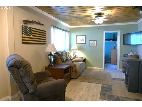 3200 N Walnut Street La Grande OR 97850