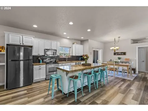 12736 SW Wheat Grass Road Terrebonne OR 97760