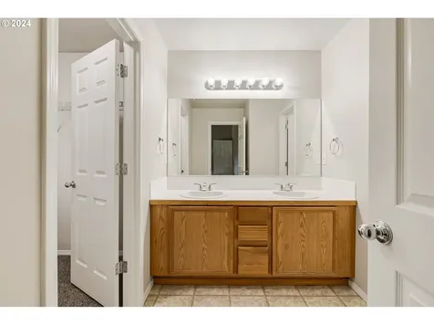 7524 Ne Curtis Court Hillsboro OR 97124