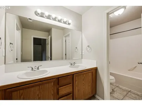 7524 Ne Curtis Court Hillsboro OR 97124