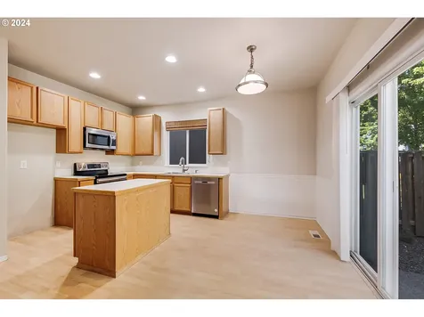 7524 Ne Curtis Court Hillsboro OR 97124