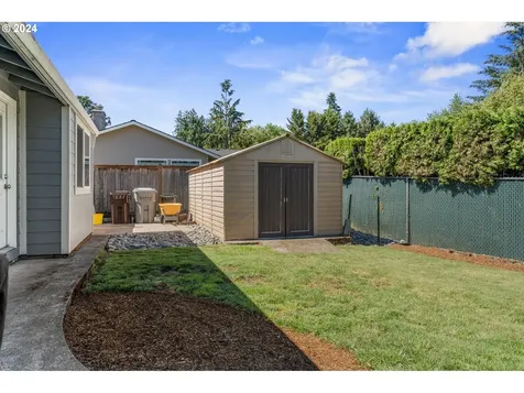 2157 N Country Club Drive Canby OR 97013