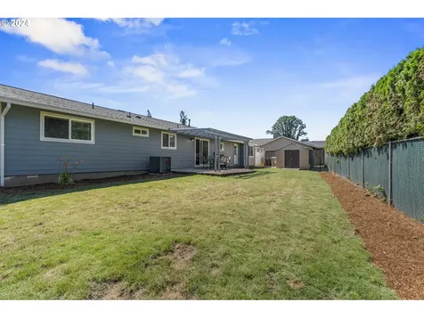 2157 N Country Club Drive Canby OR 97013