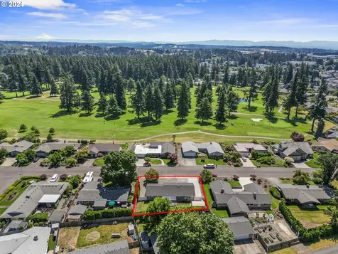 2157 N Country Club Drive Canby OR 97013