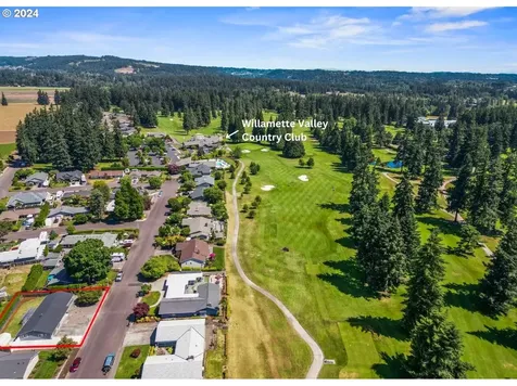2157 N Country Club Drive Canby OR 97013