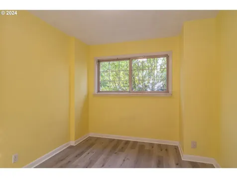 1059 NE Brooklyn Avenue Roseburg OR 97470