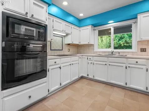 2726 18th Avenue Forest Grove OR 97116