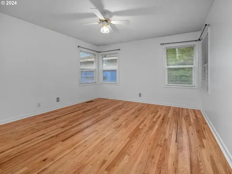 2726 18th Avenue Forest Grove OR 97116