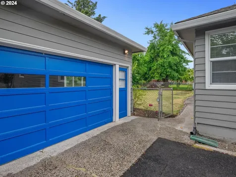2726 18th Avenue Forest Grove OR 97116