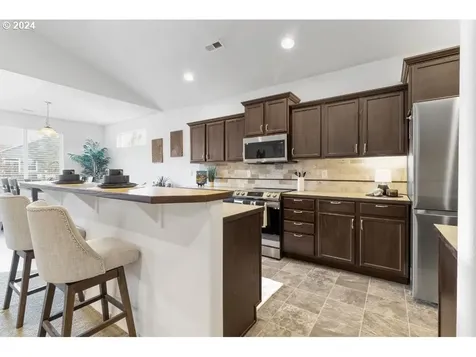 1103 S 2nd Street Cottage Grove OR 97424