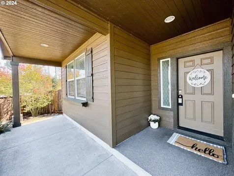 1103 S 2nd Street Cottage Grove OR 97424